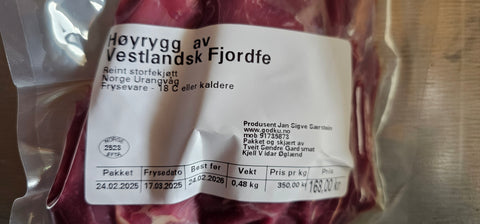 GodKu Høyrygg av Vestlandske fjordfe. KALV!