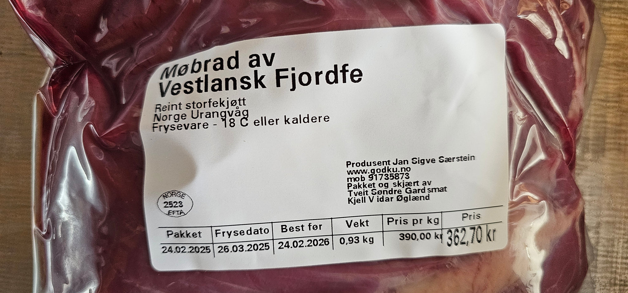 GodKu Møbrad av Vestlandske fjordfe. KALV!